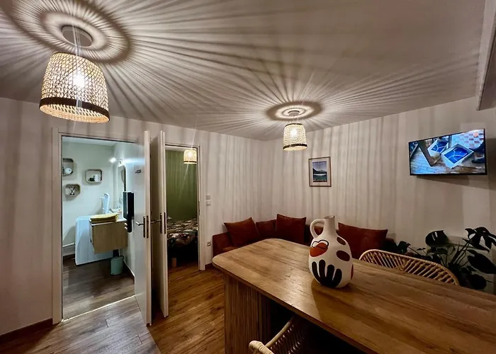 Hébergement de vacances La Maisonnette De La Planchette Dullin